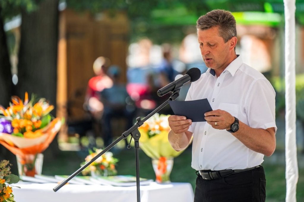 Čestitke ob jubileju župana Občine Polzela Jožeta Kužnika, ki je s spodbudnimi besedami pozdravil prisotne ter izrazil ponos ob praznovanju tega pomembnega mejnika.